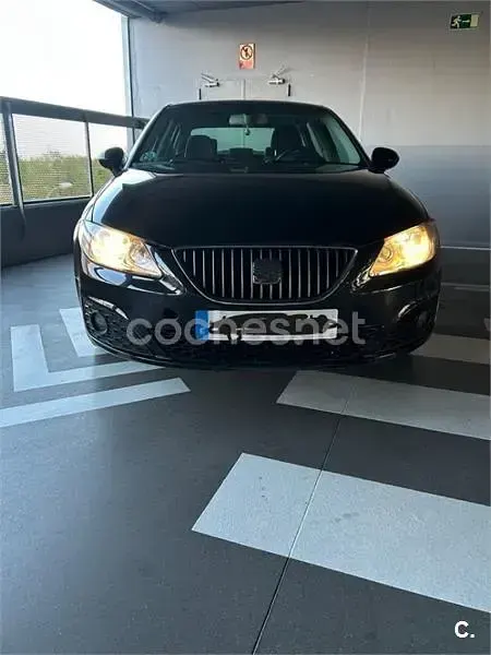 Usado Seat Exeo Style 120 CV (88 kW) 2011 Negro Berlina