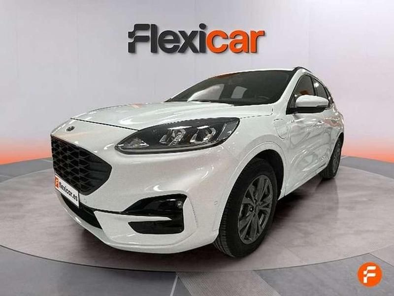 Usado Ford Kuga ST-Line 190 CV (139 kW) 2023 Blanco SUV