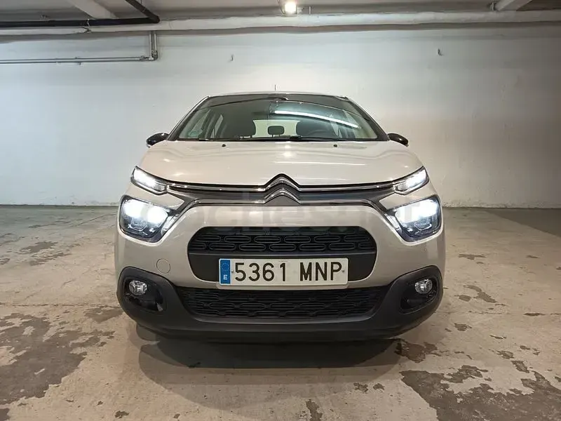 Usado Citroën C3 Live 83 CV (61 kW) 2024 Beige Berlina