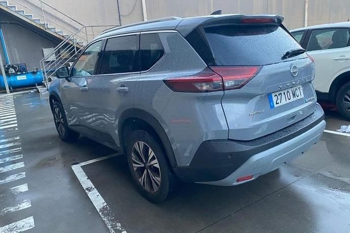 Käytetty Nissan X-Trail N-Connecta 204 HP (150 kW) 2022 Katumaasturi