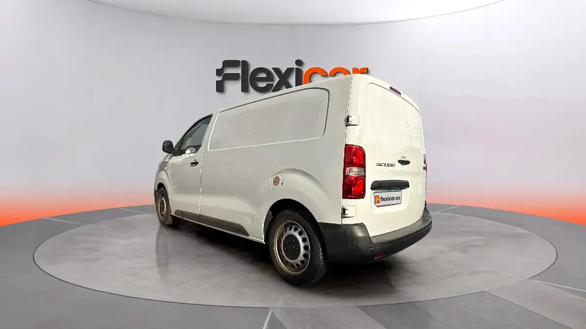 Usado Fiat Scudo 120 CV (88 kW) 2023 Blanco Van