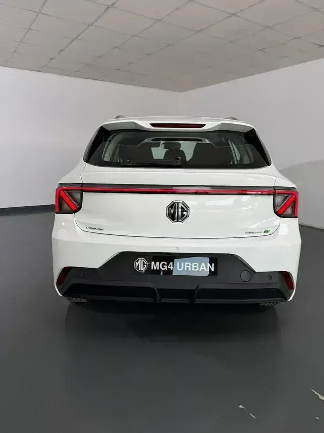 Nuevo MG MG4 EV Comfort 109 kW (149 CV) 2026 Blanco Utilitario
