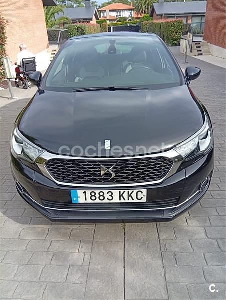 Usado DS Automobiles DS4 Style 120 CV (88 kW) 2018 Negro Berlina