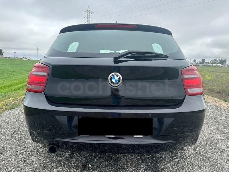 Usado BMW 114 Sport Line 102 CV (75 kW) 2012 Negro Utilitario
