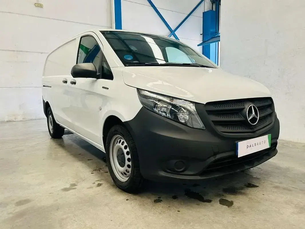 Usado Mercedes e-Vito 85 kW (116 CV) 2021 Blanco Van