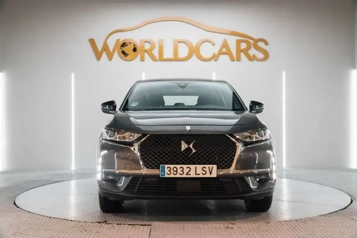 Usado DS Automobiles DS7 Crossback Be Chic 129 CV (94 kW) 2021 Gris SUV