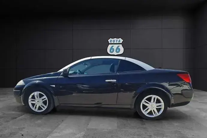 Usado Renault Mégane Dynamique 105 CV (77 kW) 2009