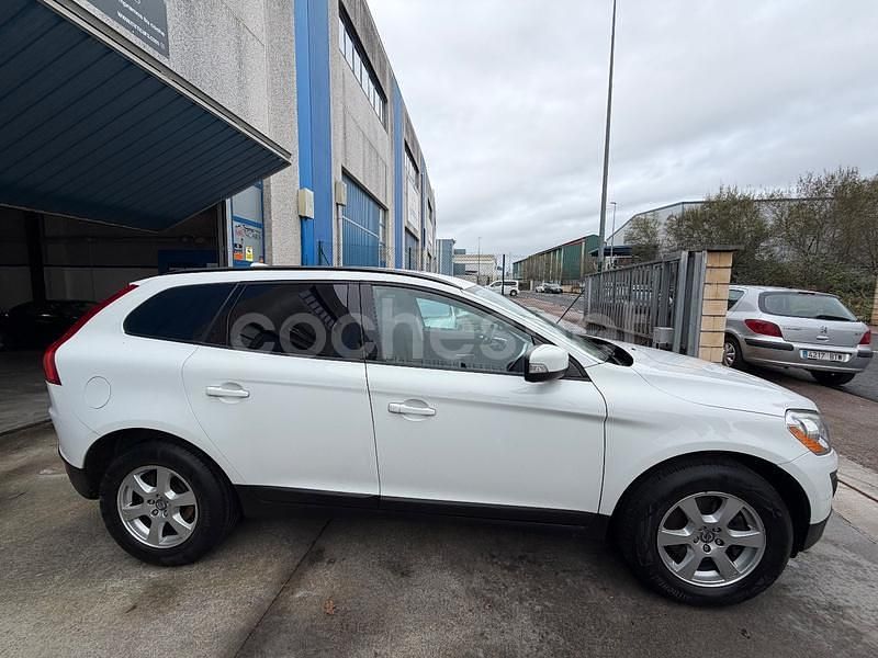 Usado Volvo XC60 Momentum 205 CV (150 kW) 2010 Blanco SUV