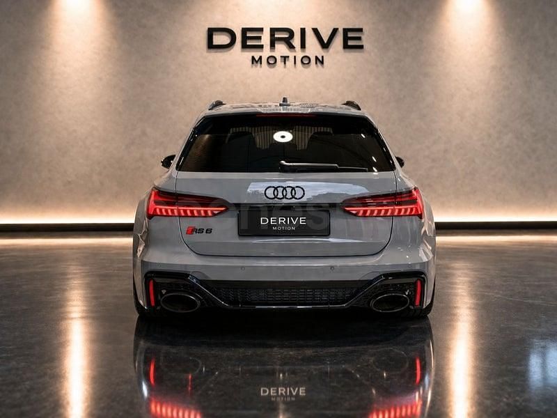 Usado Audi A6 600 CV (441 kW) 2021 Gris / plata Familiar