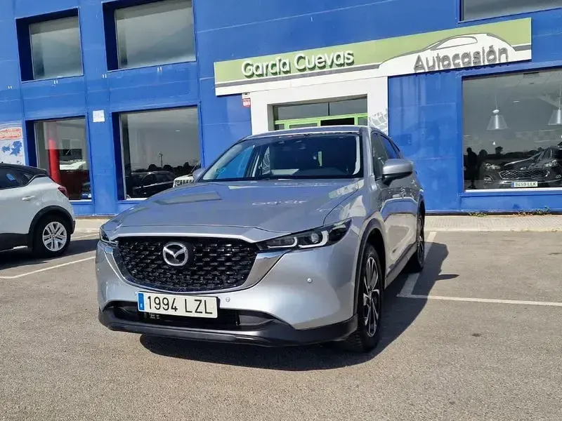 Usado Mazda CX-5 150 CV (110 kW) 2022 Gris / plata SUV
