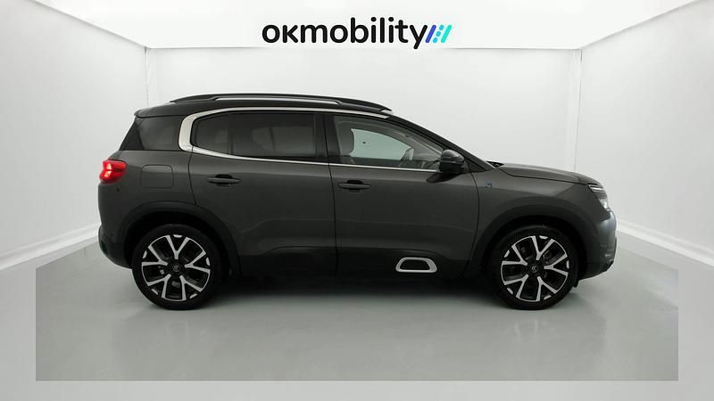 Usado Citroën C5 Aircross Shine 225 CV (165 kW) 2022 Gris platino / negro SUV