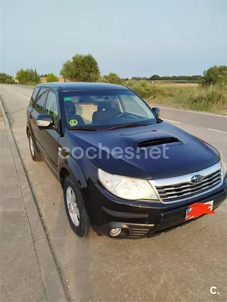 Usado Subaru Forester Sport 147 CV (108 kW) 2011 Negro SUV