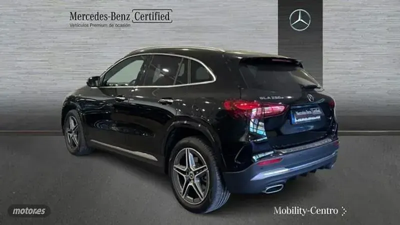 Usado Mercedes GLA250 217 CV (159 kW) 2025 Negro SUV