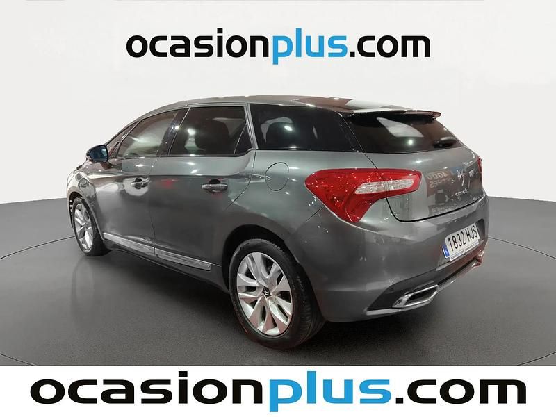 Usado Citroën DS5 112 HP (82 kW) 2012 Branco Citadino