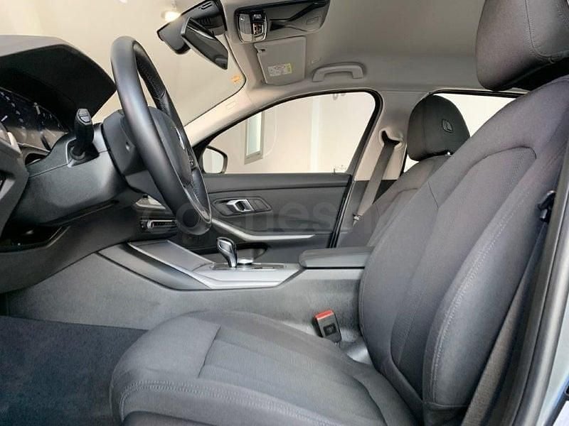 Usado BMW 320e Comfort Edition 190 CV (139 kW) 2021 Gris / plata Familiar