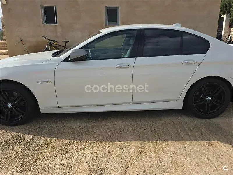 Usado BMW M550 Comfort Edition 381 CV (280 kW) 2012 Blanco Berlina