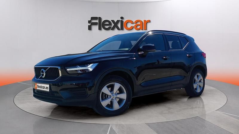 Usado Volvo XC40 Momentum 156 CV (114 kW) 2018 Negro SUV