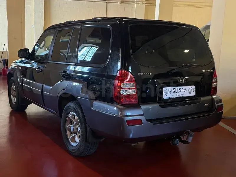 Usado Hyundai Terracan 163 CV (119 kW) 2007 Negro SUV
