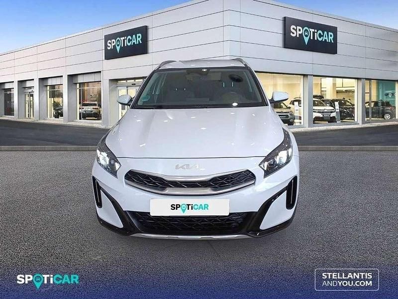 Usado Kia XCeed 101 CV (74 kW) 2024 Blanco SUV