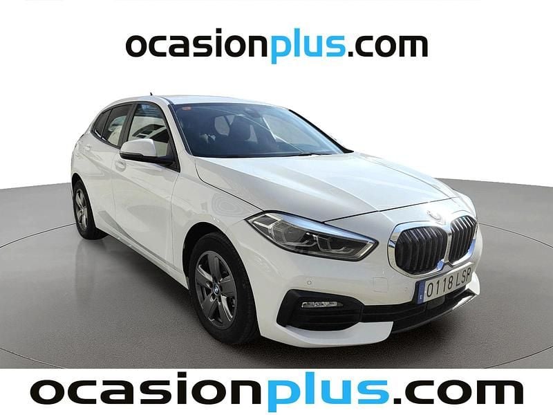 Usado BMW 118 140 CV (102 kW) 2021 Blanco Utilitario