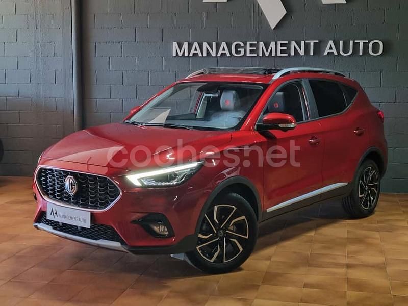 Rojo Usado 2023 MG ZS Luxury Berlina | 15.990 € (Precio justo) - Imagen 1/4