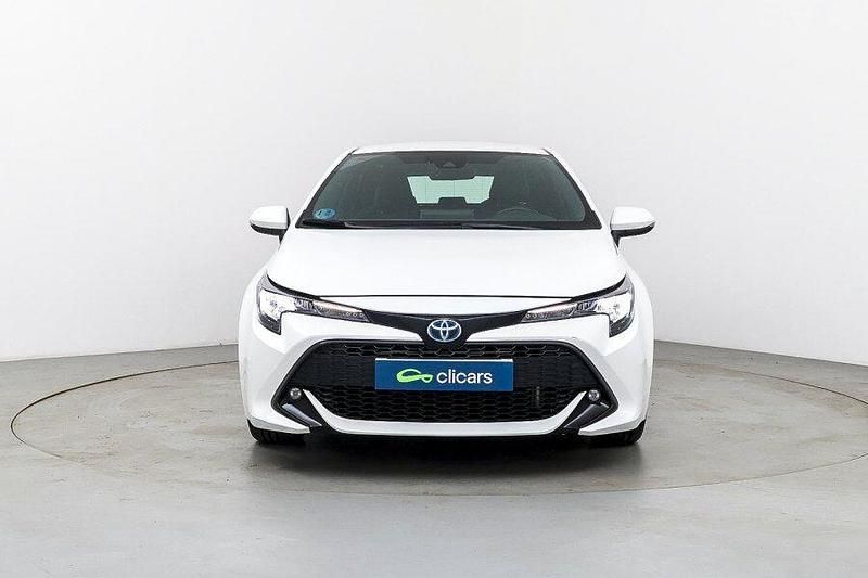 Usado Toyota Corolla Active 122 CV (89 kW) 2021 Blanco Berlina