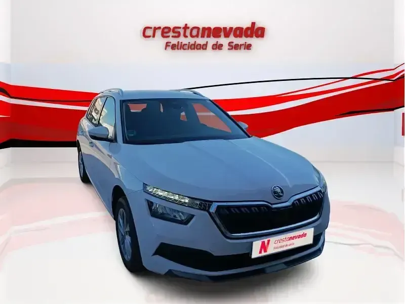 Usado Skoda Kamiq Active 110 CV (80 kW) 2023 Blanco SUV