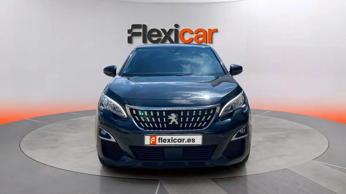 Usado Peugeot 5008 Active 130 CV (95 kW) 2020 Negro SUV