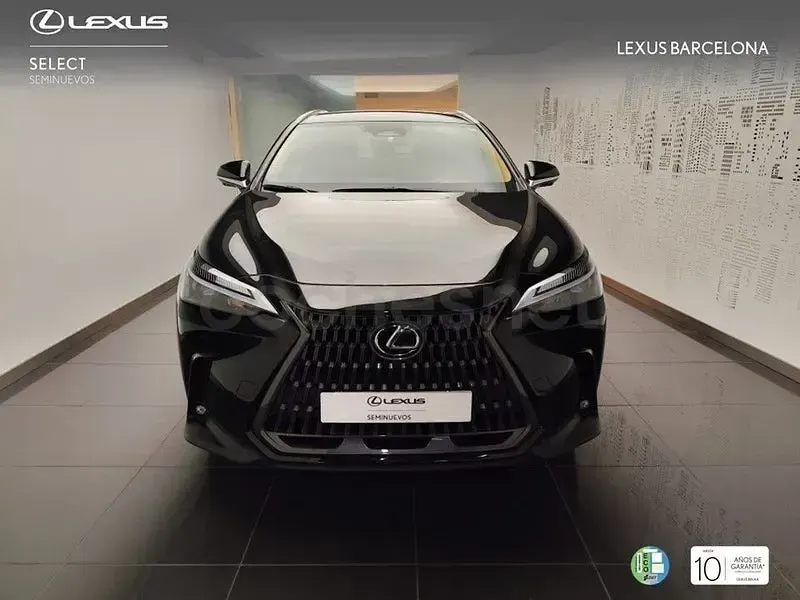 Usado Lexus NX350h 244 CV (179 kW) 2025 Negro SUV