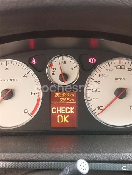 Usado Peugeot 407 136 CV (100 kW) 2006 Negro Berlina