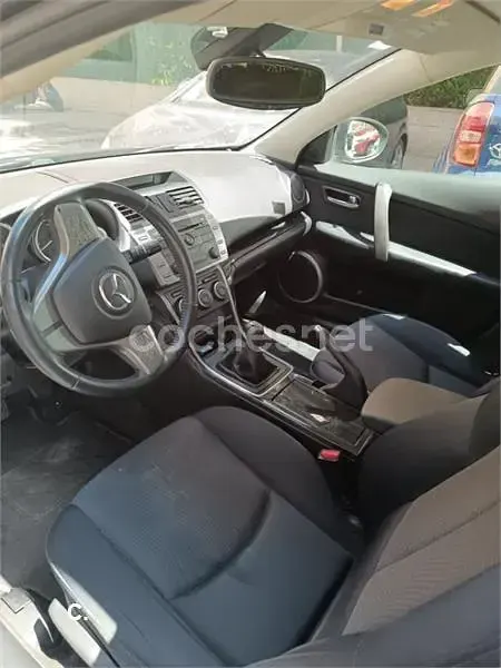 Usado Mazda 6 Luxury 163 CV (119 kW) 2009 Granate Berlina