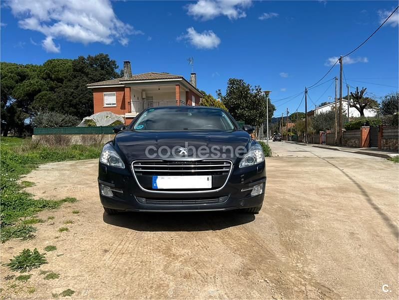 Usado Peugeot 508 Allure 156 CV (114 kW) 2011 Negro Berlina