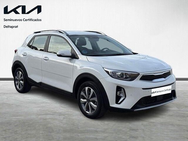 Usado Kia Stonic 101 CV (74 kW) 2024 Blanco SUV