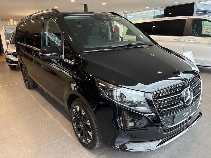 Nuevo Mercedes V300 Avantgarde 237 CV (174 kW) 2026 Negro Monovolumen