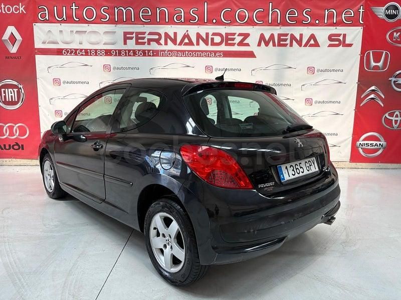 Usado Peugeot 207 Sport 95 CV (69 kW) 2009 Negro Berlina