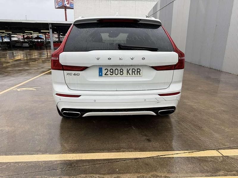 Usado Volvo XC60 R-Design 150 CV (110 kW) 2018 Blanco SUV