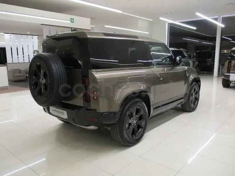 Usado Land Rover Defender S 249 CV (183 kW) 2024 Beige SUV