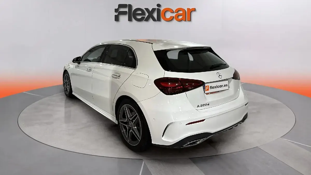 Usado Mercedes A200 150 CV (110 kW) 2023 Blanco Berlina