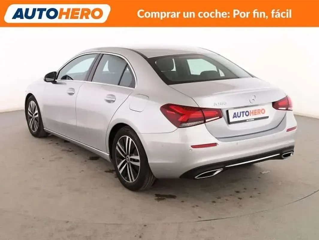 Usado Mercedes A180 Progressive 136 CV (100 kW) 2021 Plateado Berlina