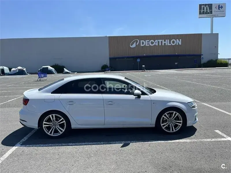 Usado Audi A3 S-Line 184 CV (135 kW) 2018 Blanco Berlina