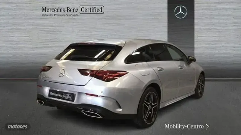 Usado Mercedes CLA250e 217 CV (159 kW) 2024 Plateado Coupe