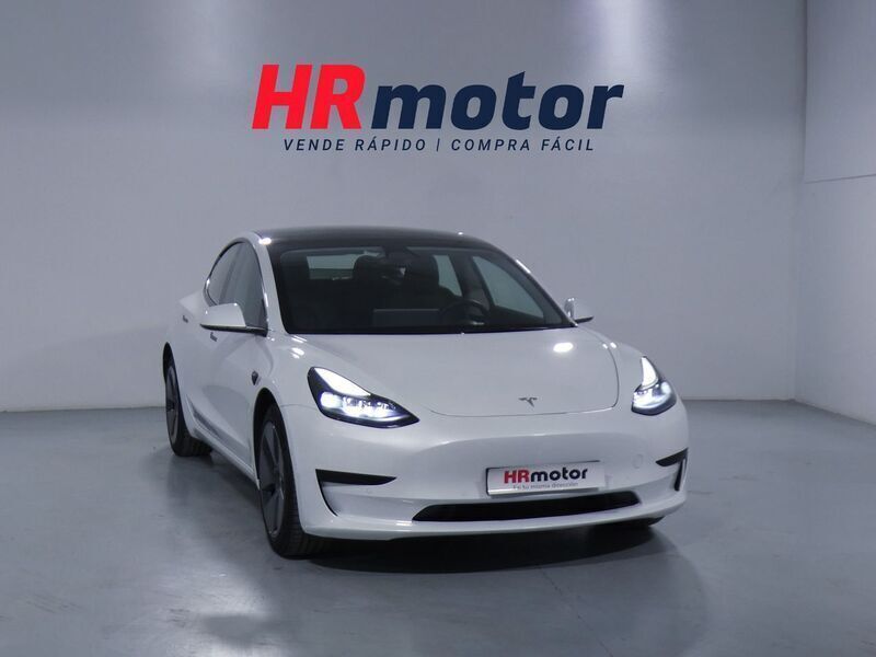 Blanco Usado 2022 Tesla Model 3 Standard Range Berlina | 29.899 € (Precio justo) - Imagen 1/4