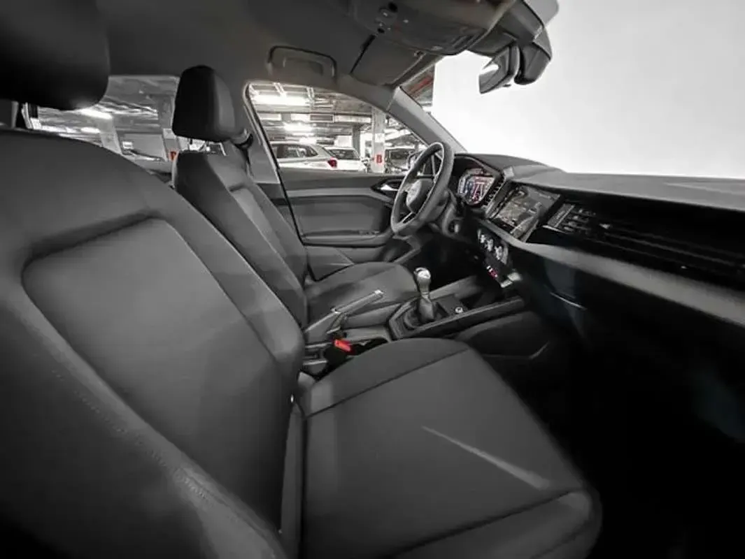 Usado Audi A1 Sportback 95 CV (69 kW) 2023 Gris Utilitario