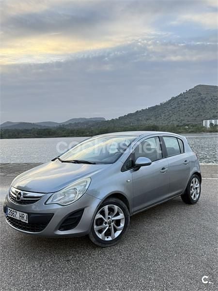 Usado Opel Corsa Selective 85 CV (62 kW) 2013 Gris / plata Utilitario