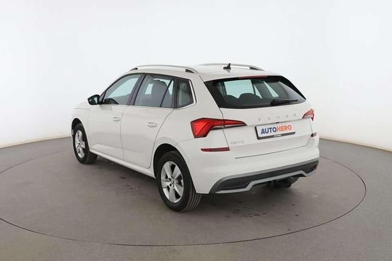 Usado Skoda Kamiq Ambition 117 CV (86 kW) 2020 Blanco SUV