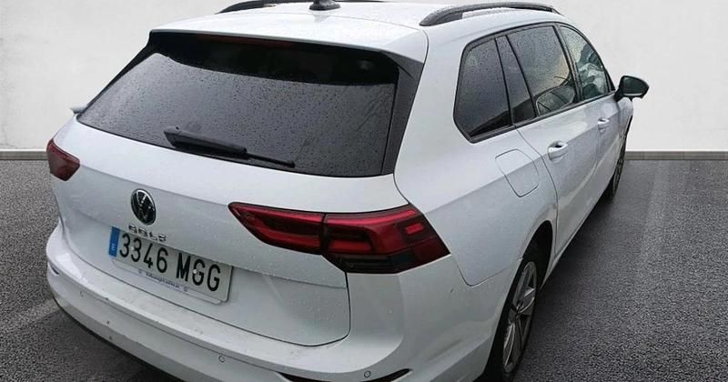 Usado VW Golf VIII 115 CV (84 kW) 2023 Familiar