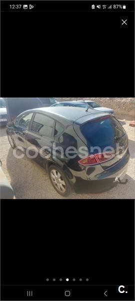 Usado Seat Leon Sport 105 CV (77 kW) 2007 Negro Berlina