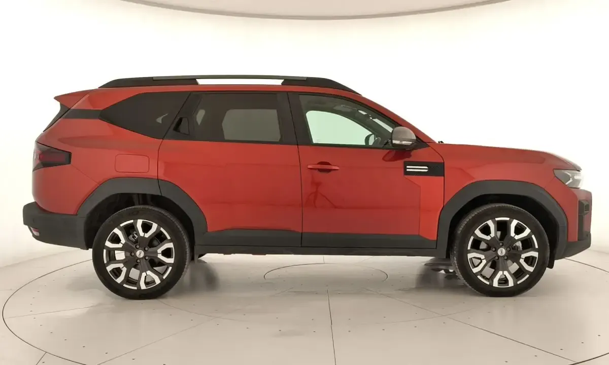 Usado Dacia Bigster Journey 156 CV (114 kW) 2025 Naranja terracota SUV