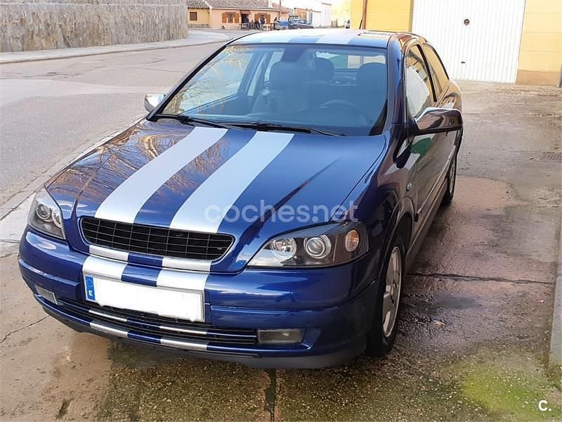 Usado Opel Astra Edition 80 CV (58 kW) 2003 Azul Berlina