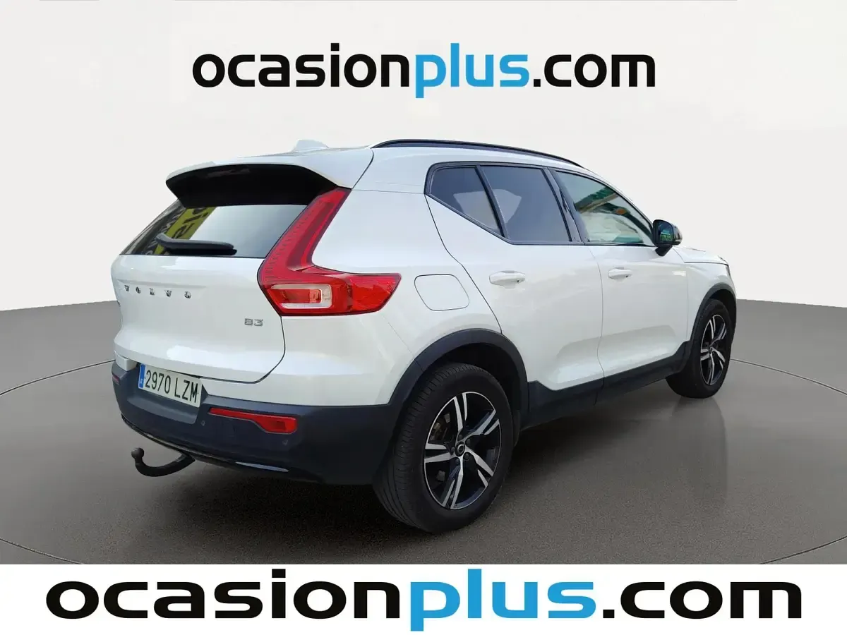 Usado Volvo XC40 Plus 163 CV (119 kW) 2022 Blanco SUV